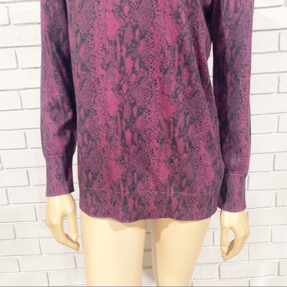 Equipment Snake Print Cotton Cashmere Sweater - Picture 5 of 12